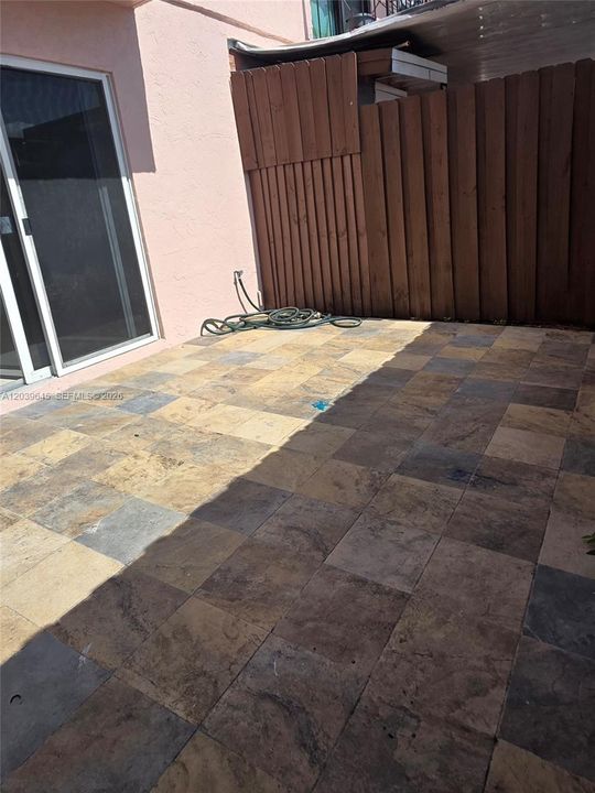 For Rent: $1,800 (1 beds, 1 baths, 528 Square Feet)