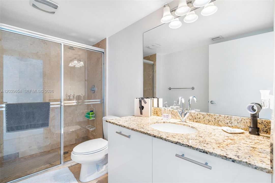 En Renta: $4,400 (2 camas, 2 baños, 1289 Pies cuadrados)