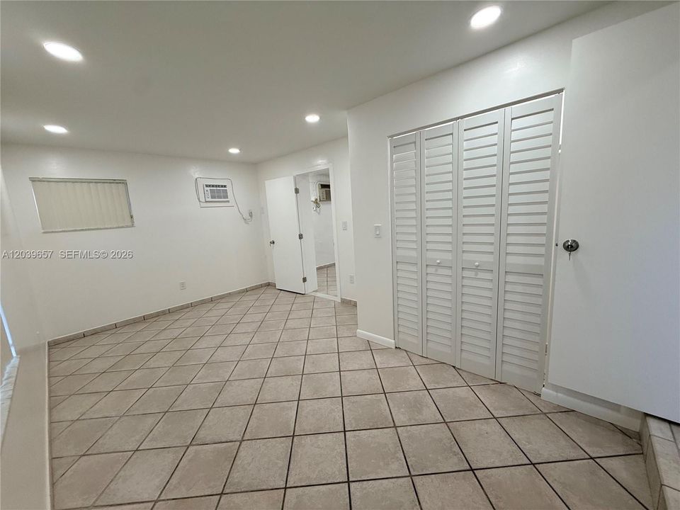 Bedroom efficiency / in-law quarter