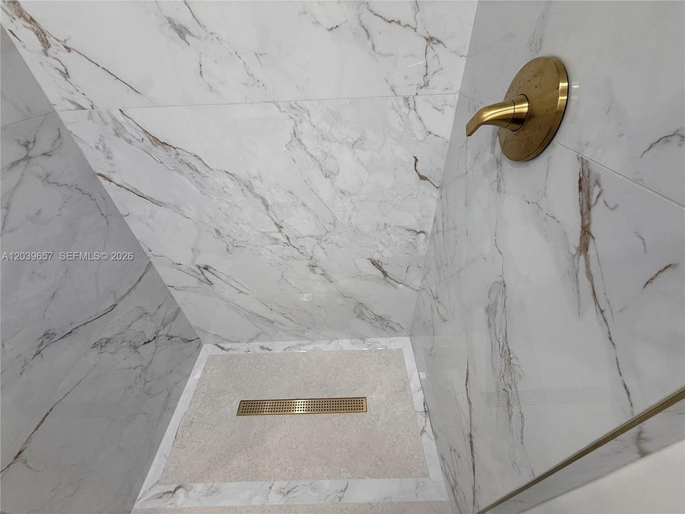 Bathroom efficiency / in-law quarter