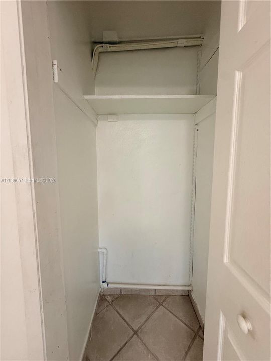 Closet 2 bedroom 2