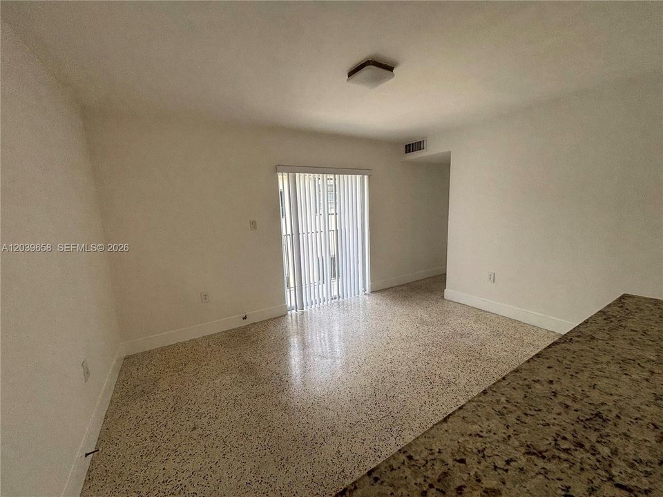En Renta: $2,100 (2 camas, 1 baños, 0 Pies cuadrados)