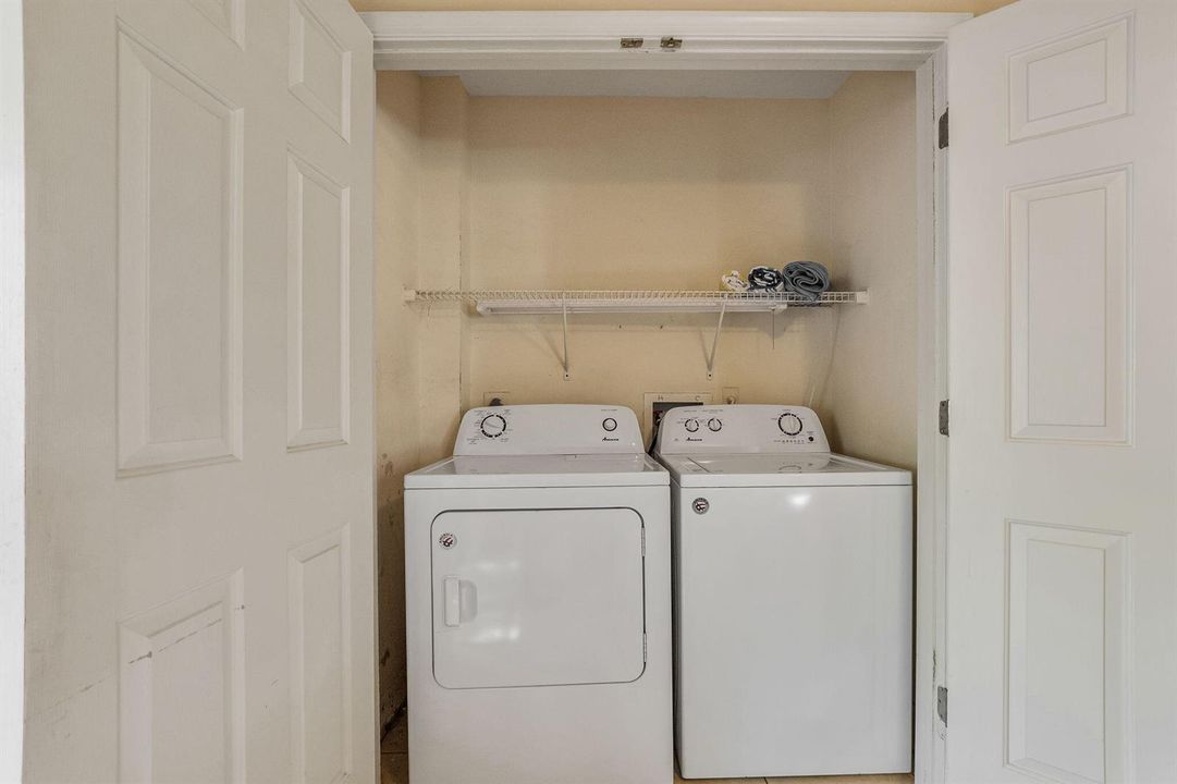 10-web-or-mls-4850-ne-25th-ave-1-2