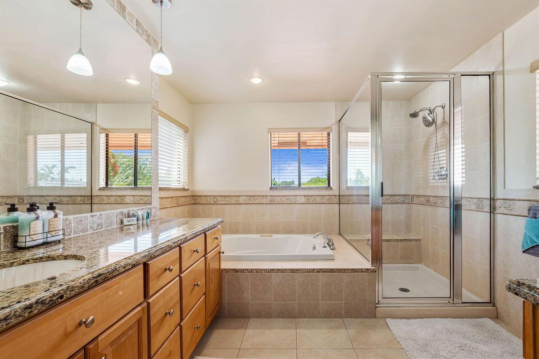 55-web-or-mls-4850-ne-25th-ave-1-2