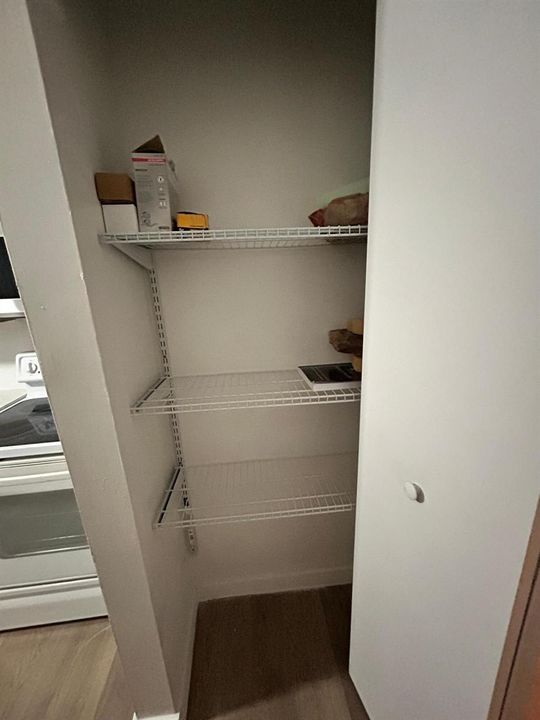 Kitchen pantry