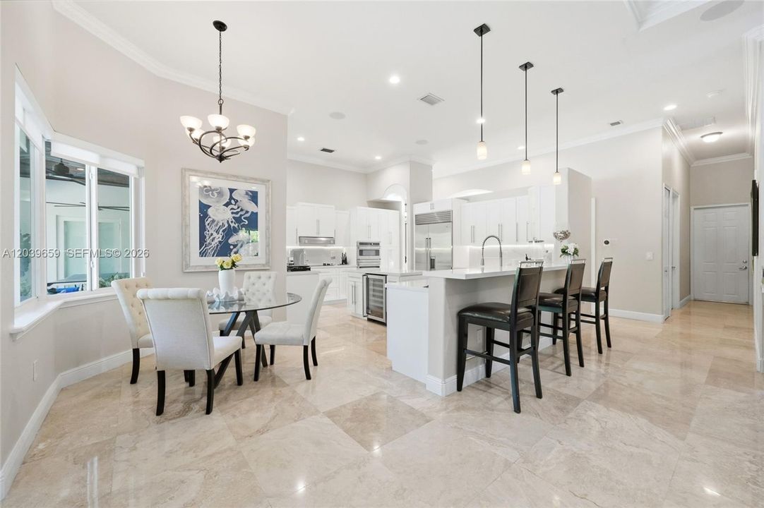 Active With Contract: $2,050,000 (5 beds, 4 baths, 3776 Square Feet)