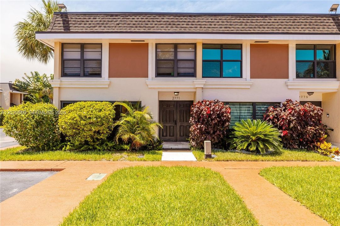 En Venta: $600,000 (3 camas, 2 baños, 1710 Pies cuadrados)