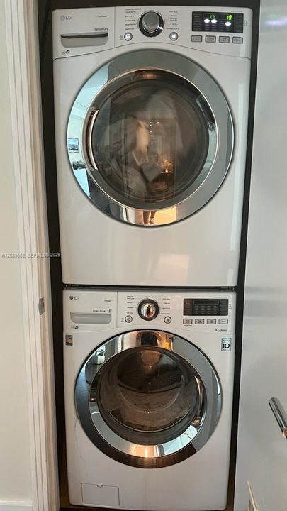 В аренду: $3,600 (2 спален, 2 ванн, 1189 Квадратных фут)
