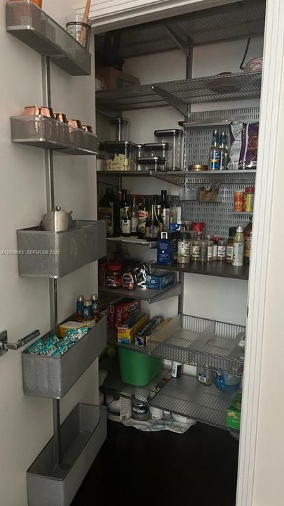 В аренду: $3,600 (2 спален, 2 ванн, 1189 Квадратных фут)