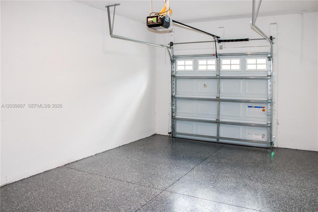 En Renta: $1,950 (3 camas, 2 baños, 1574 Pies cuadrados)