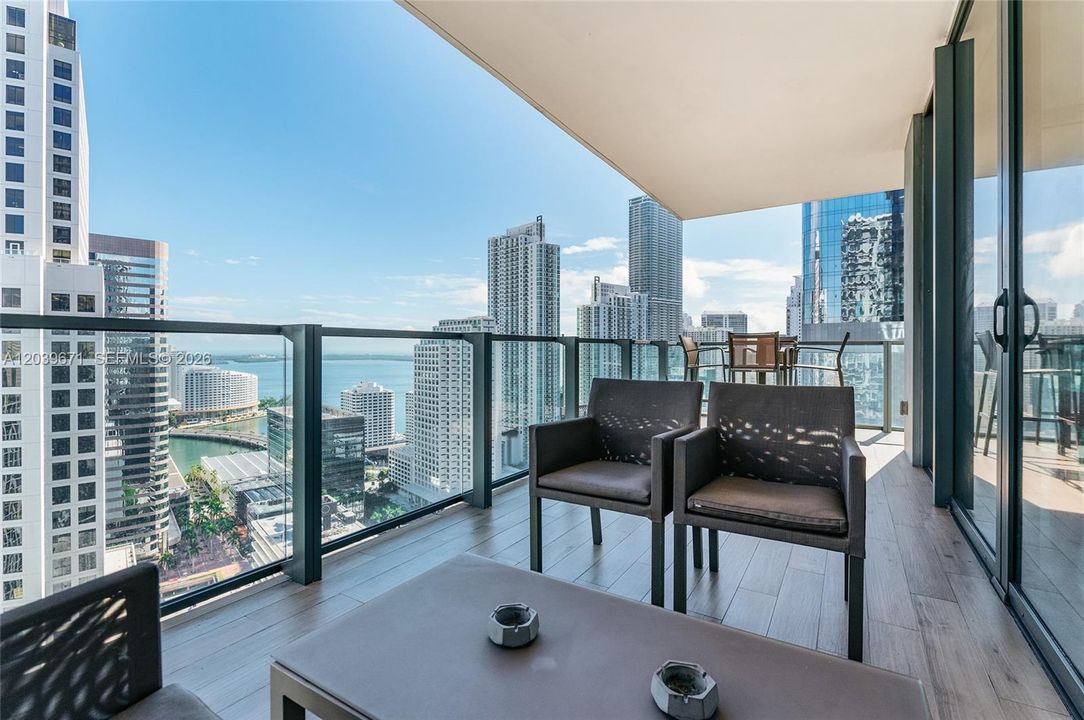 En Venta: $1,150,000 (2 camas, 2 baños, 1265 Pies cuadrados)