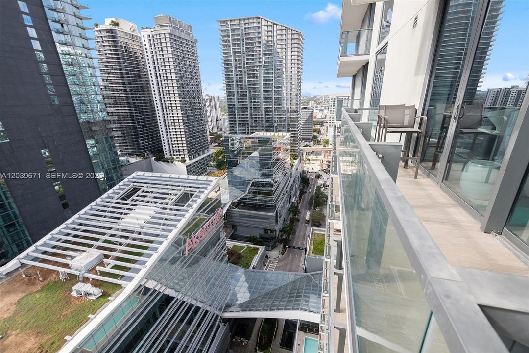 En Venta: $1,150,000 (2 camas, 2 baños, 1265 Pies cuadrados)