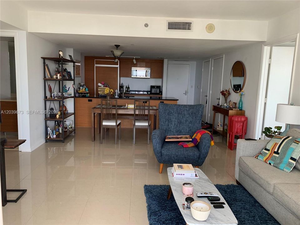 For Rent: $3,900 (2 beds, 2 baths, 1256 Square Feet)