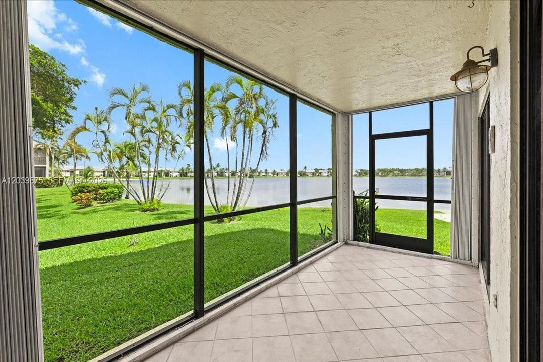 В аренду: $2,050 (3 спален, 2 ванн, 1195 Квадратных фут)