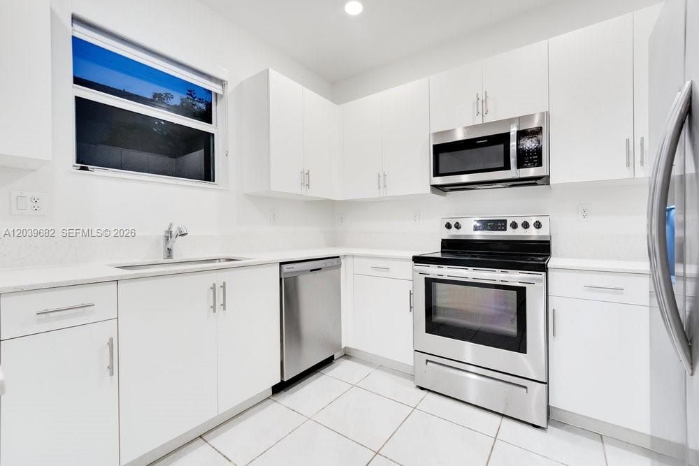 En Renta: $2,650 (3 camas, 2 baños, 1442 Pies cuadrados)