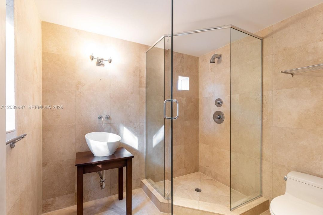 В аренду: $18,500 (4 спален, 3 ванн, 3296 Квадратных фут)