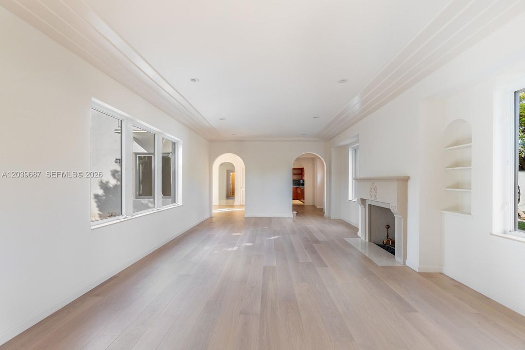 В аренду: $18,500 (4 спален, 3 ванн, 3296 Квадратных фут)