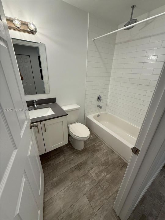 En Renta: $3,700 (3 camas, 2 baños, 2810 Pies cuadrados)