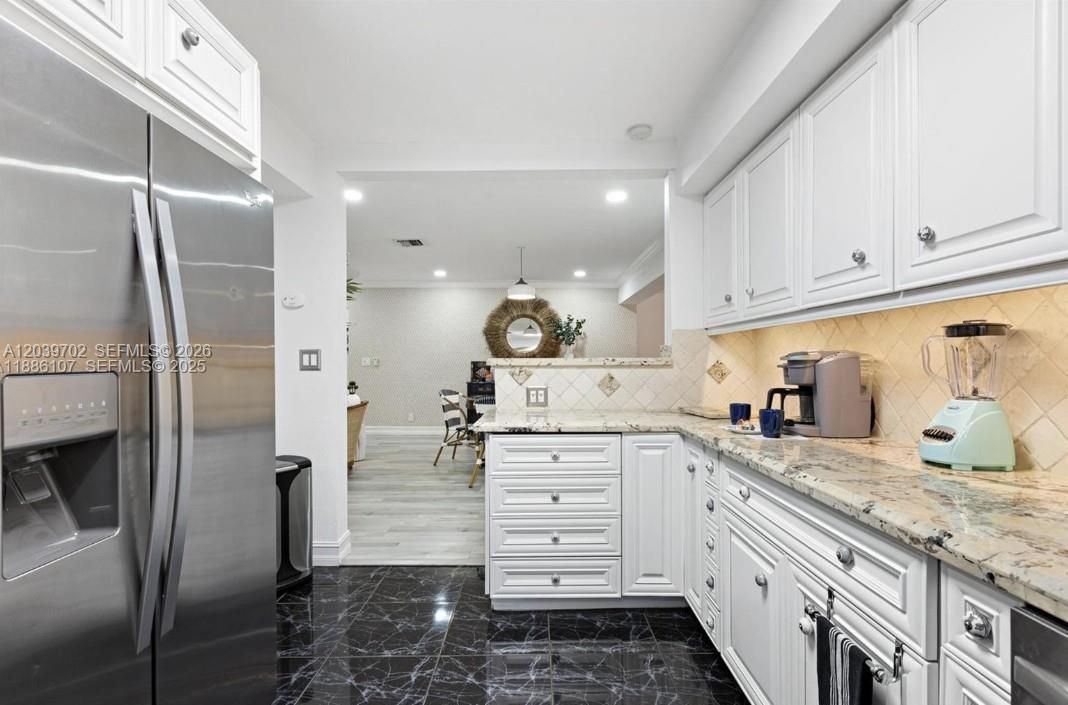 For Sale: $750,000 (3 beds, 2 baths, 1780 Square Feet)