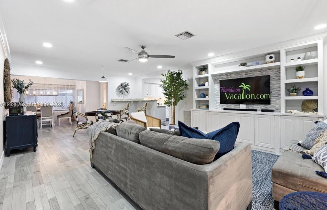 For Sale: $750,000 (3 beds, 2 baths, 1780 Square Feet)
