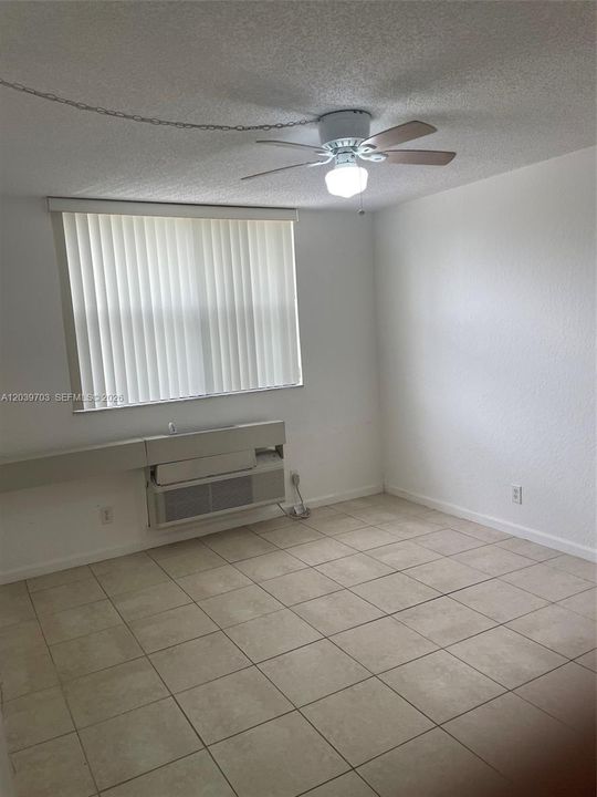 For Rent: $1,495 (1 beds, 1 baths, 606 Square Feet)