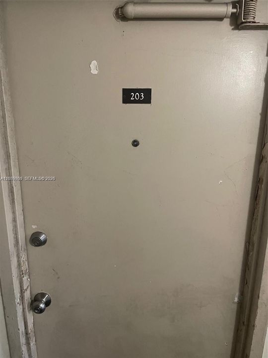 For Rent: $1,495 (1 beds, 1 baths, 606 Square Feet)