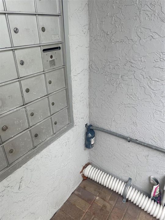 For Rent: $1,495 (1 beds, 1 baths, 606 Square Feet)