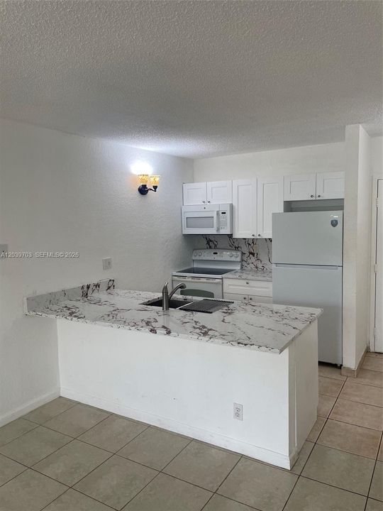 For Rent: $1,495 (1 beds, 1 baths, 606 Square Feet)