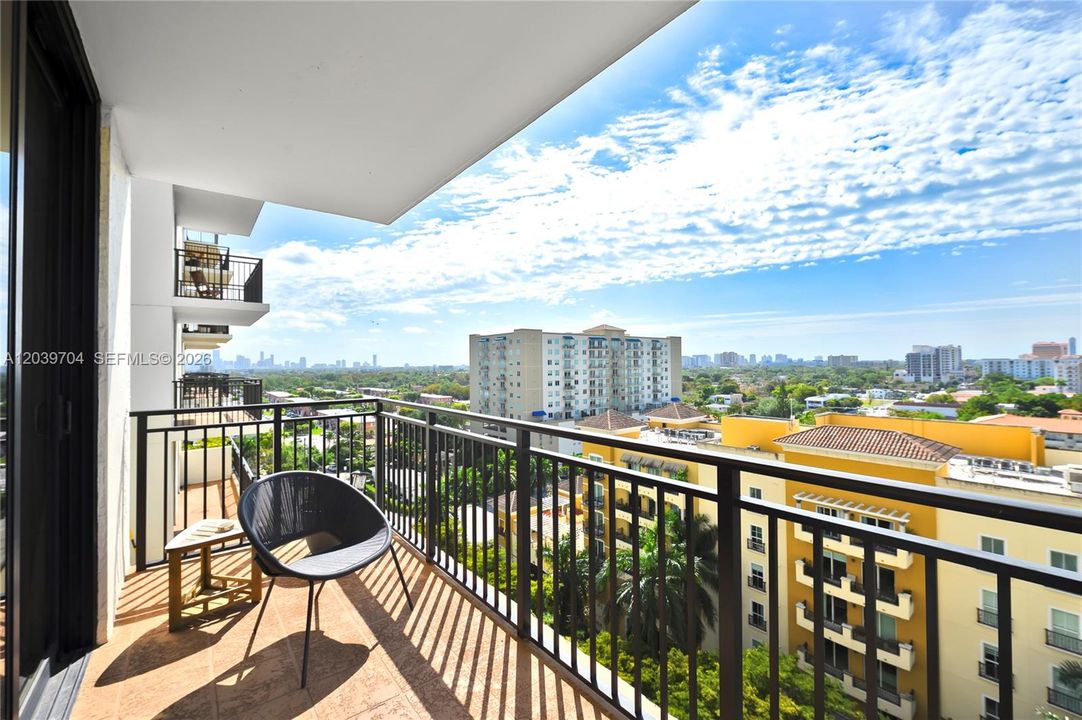 For Rent: $3,500 (2 beds, 2 baths, 1152 Square Feet)