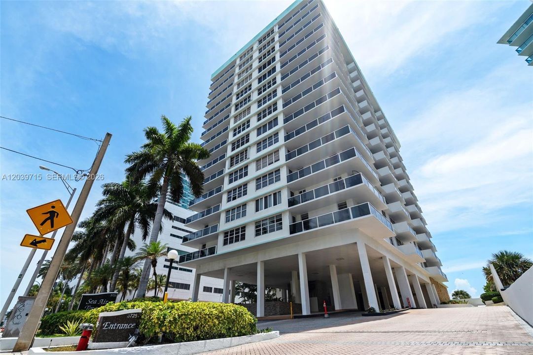 For Sale: $649,000 (2 beds, 2 baths, 1431 Square Feet)
