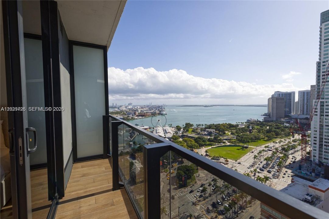For Sale: $709,000 (0 beds, 1 baths, 341 Square Feet)