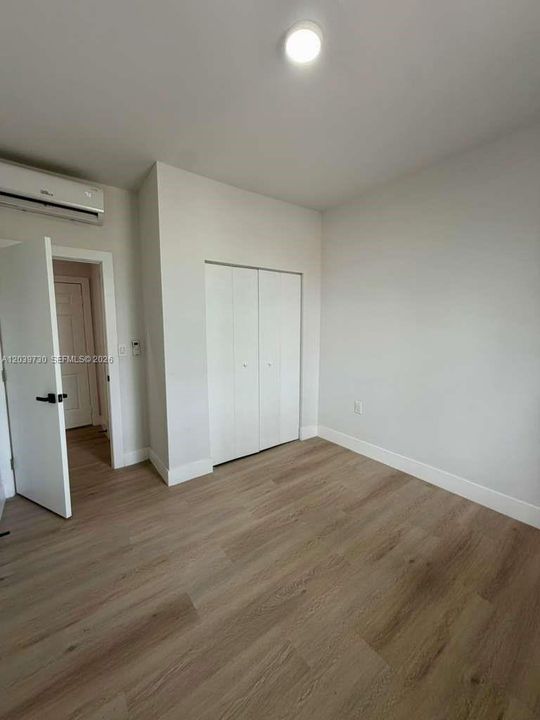 For Rent: $2,000 (2 beds, 1 baths, 598 Square Feet)