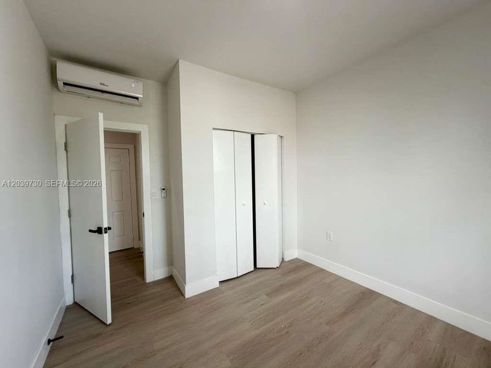 For Rent: $2,000 (2 beds, 1 baths, 598 Square Feet)