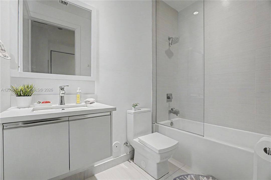 En Venta: $565,000 (3 camas, 3 baños, 1547 Pies cuadrados)