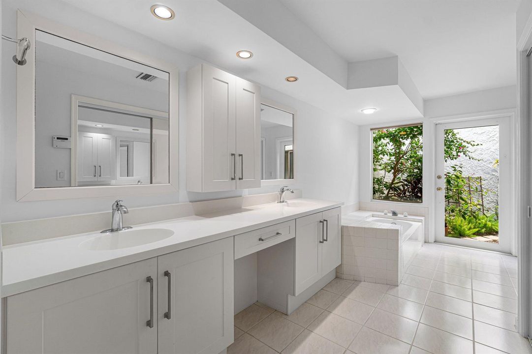 030-5635KiowaCircle-BoyntonBeach-FL-3343