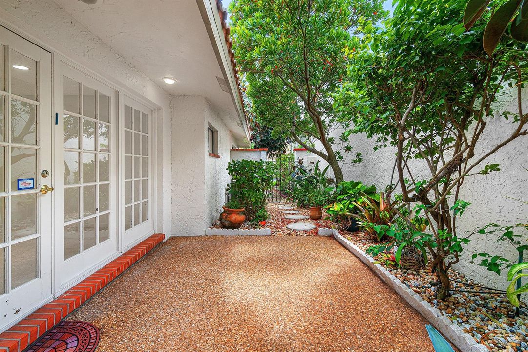 038-5635KiowaCircle-BoyntonBeach-FL-3343