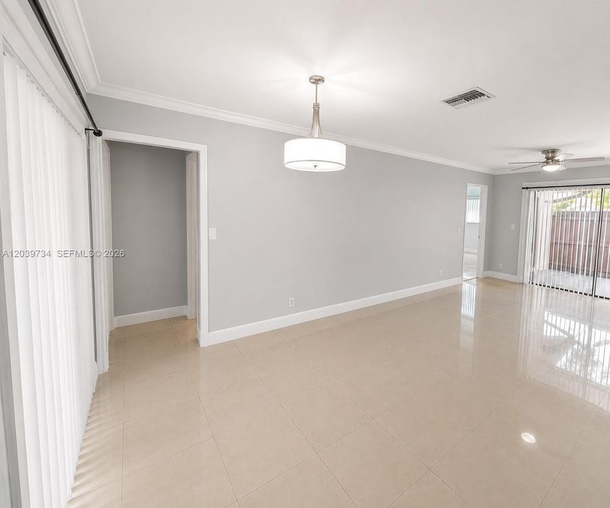 For Rent: $2,550 (2 beds, 2 baths, 1152 Square Feet)