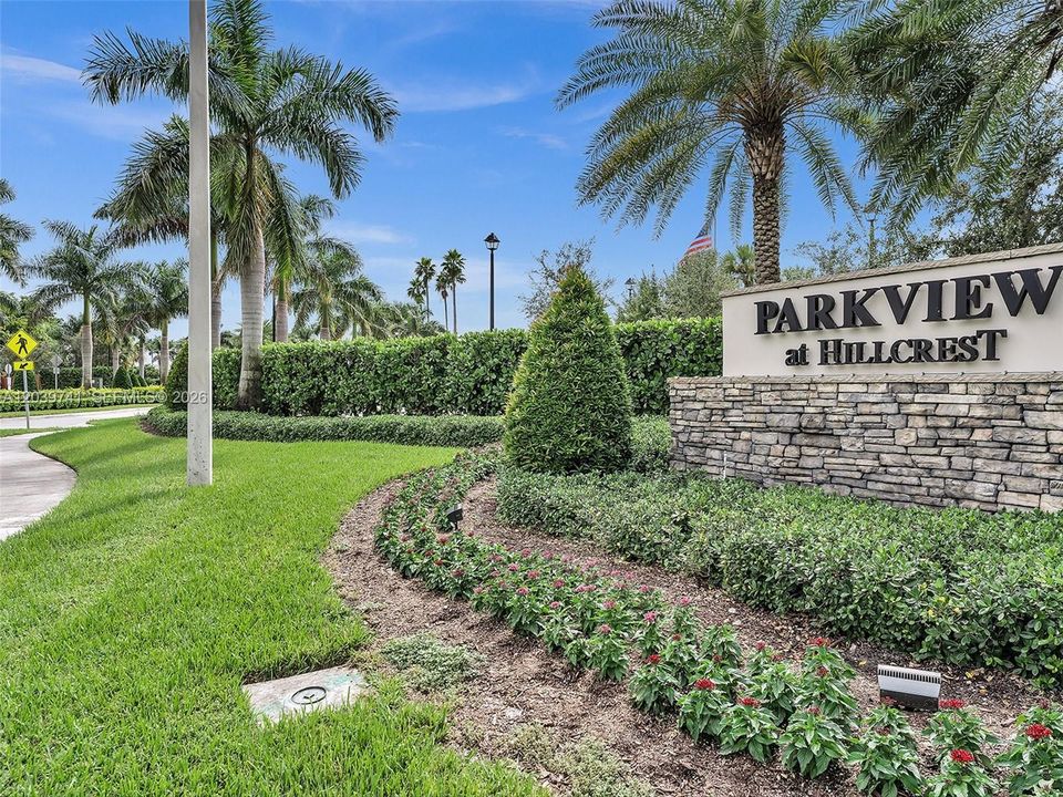 For Sale: $659,999 (3 beds, 2 baths, 1905 Square Feet)