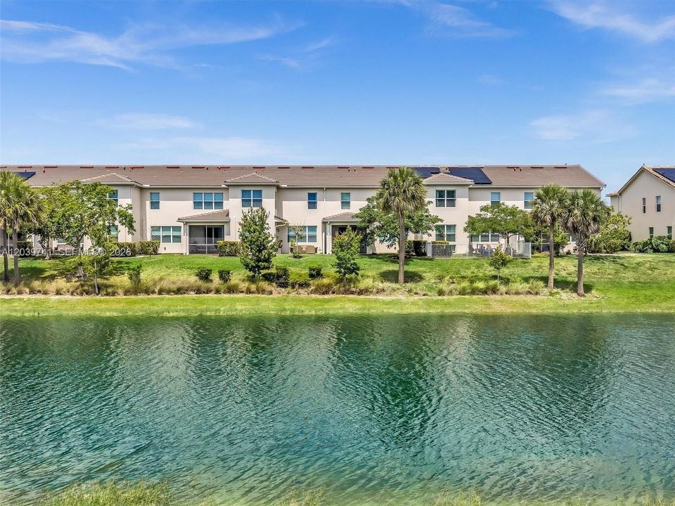 For Sale: $659,999 (3 beds, 2 baths, 1905 Square Feet)