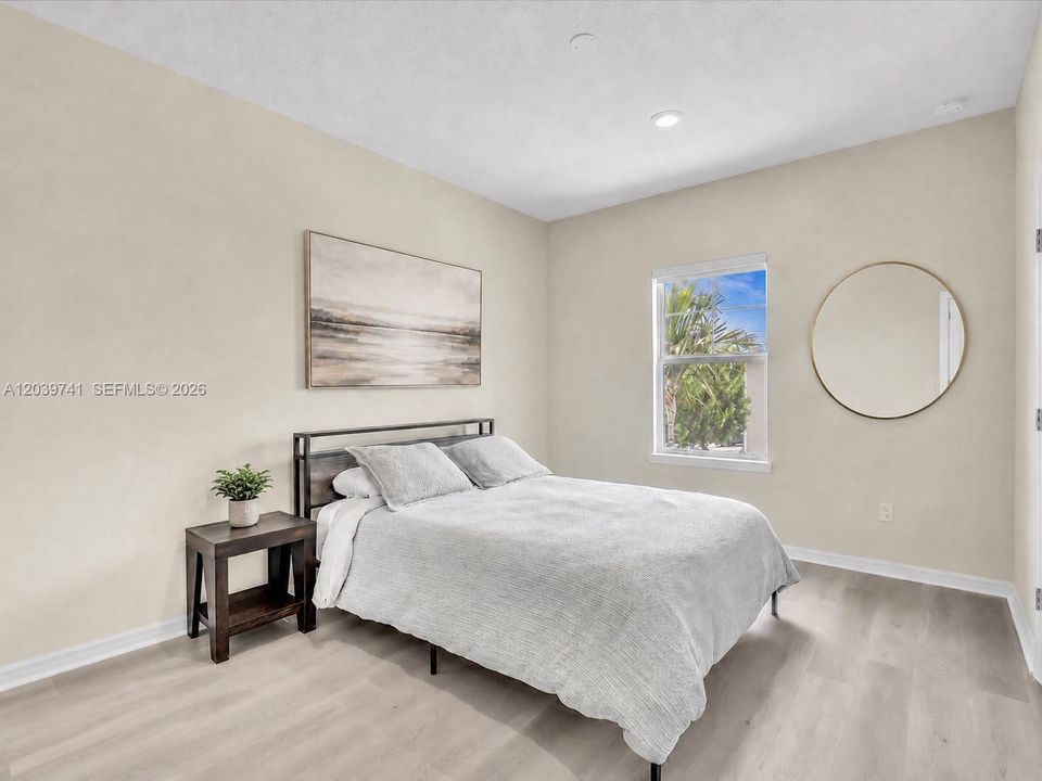For Sale: $659,999 (3 beds, 2 baths, 1905 Square Feet)
