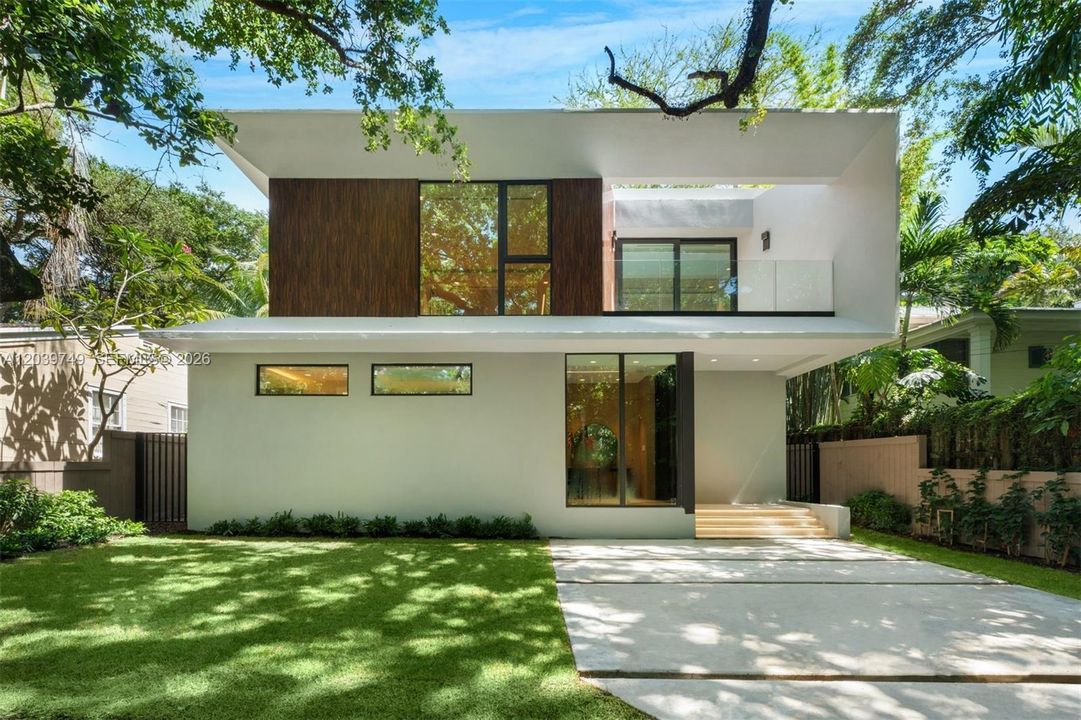 For Sale: $6,750,000 (5 beds, 5 baths, 4651 Square Feet)