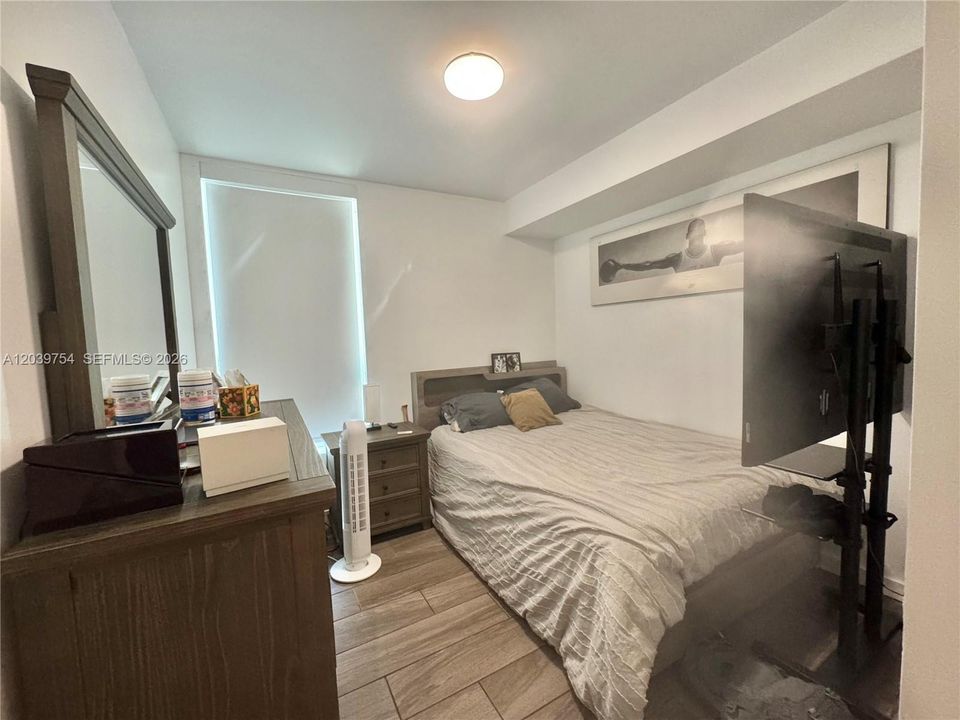 For Rent: $4,850 (2 beds, 2 baths, 1226 Square Feet)