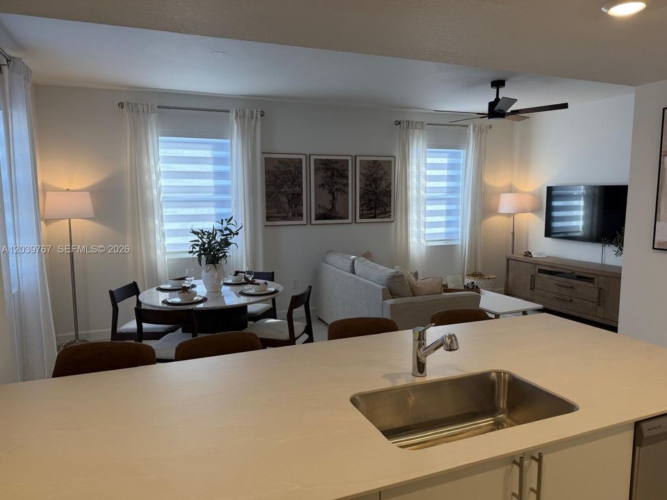 For Rent: $2,500 (3 beds, 2 baths, 0 Square Feet)