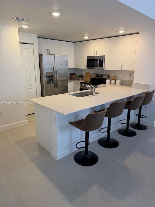 For Rent: $2,500 (3 beds, 2 baths, 0 Square Feet)