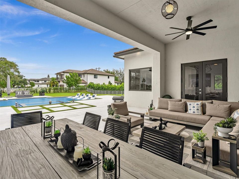En Venta: $3,575,000 (6 camas, 4 baños, 4425 Pies cuadrados)