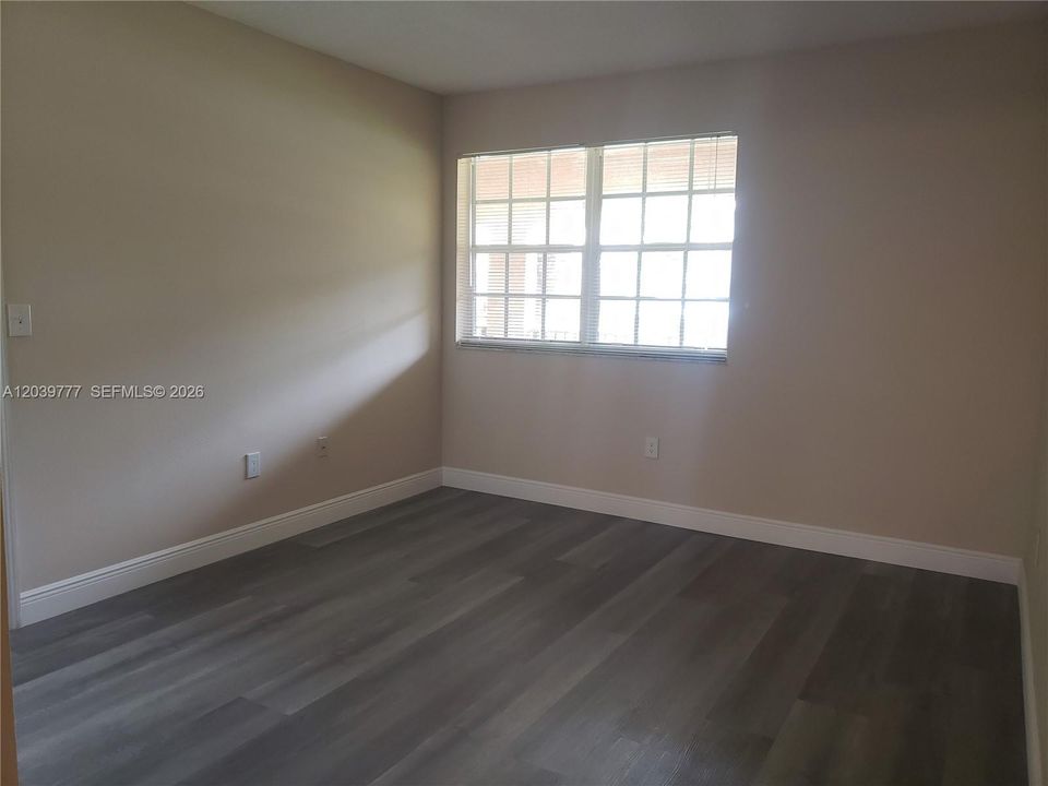 В аренду: $2,500 (2 спален, 2 ванн, 1130 Квадратных фут)