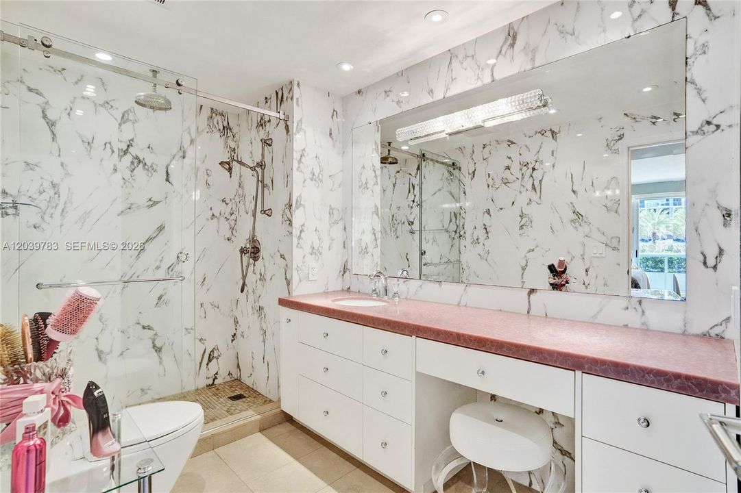 For Sale: $3,245,000 (2 beds, 2 baths, 2160 Square Feet)