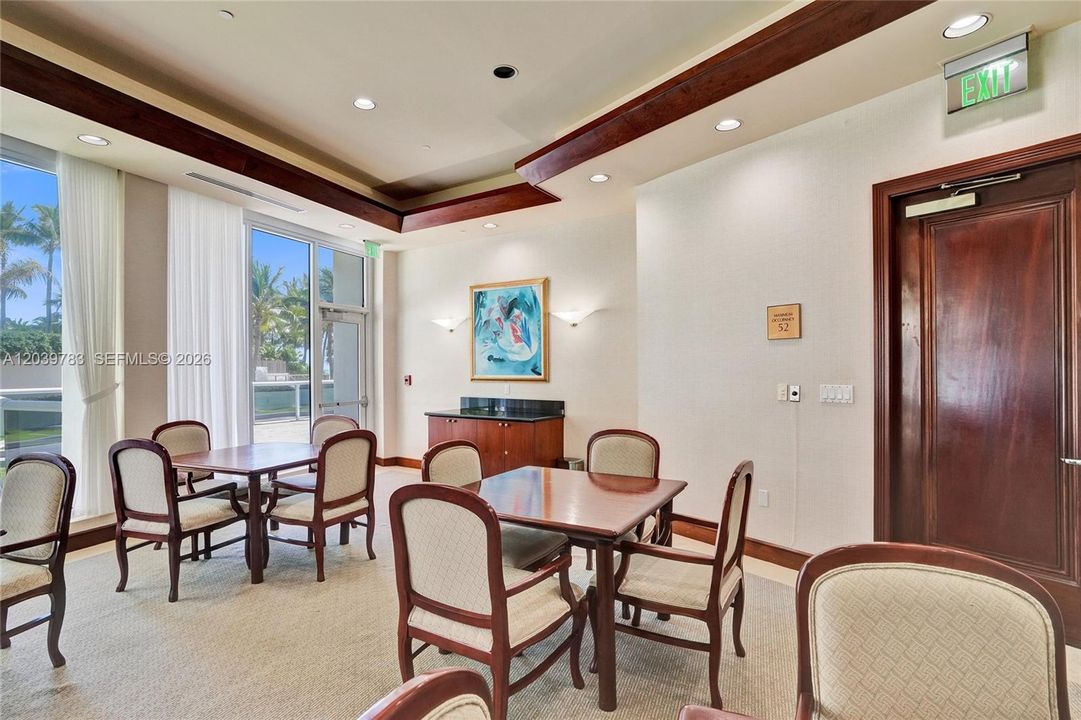 For Sale: $3,245,000 (2 beds, 2 baths, 2160 Square Feet)