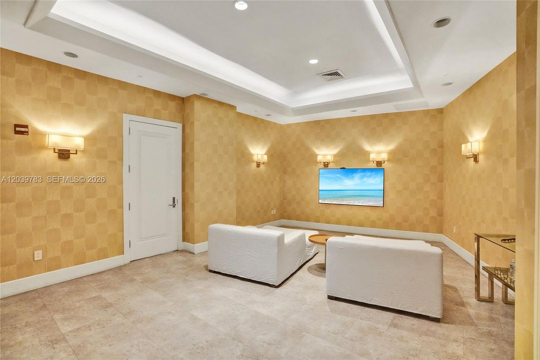 For Sale: $3,245,000 (2 beds, 2 baths, 2160 Square Feet)