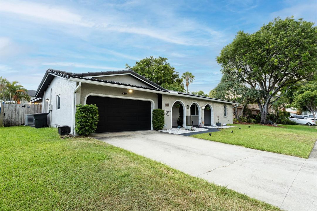 4080LakeDr_8